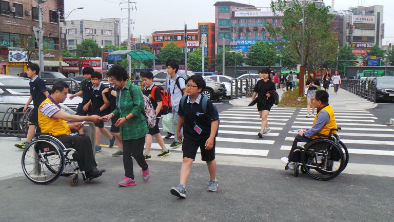 14.06.13동암역 캠페인